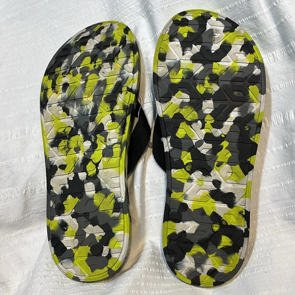 NWOT REI Coop Flip Flop SANDALS Recycled Scraps Sustainable Men’s 8 Women’s 9